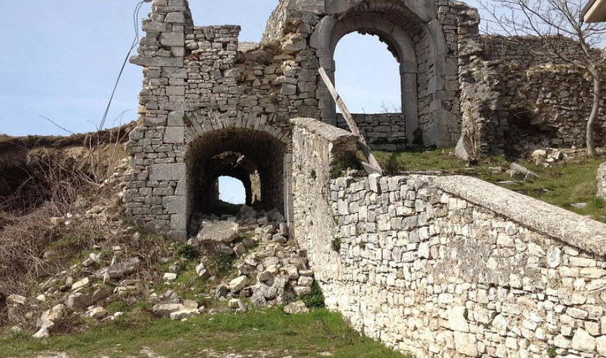 Castel Litiano (Rovine), Italy